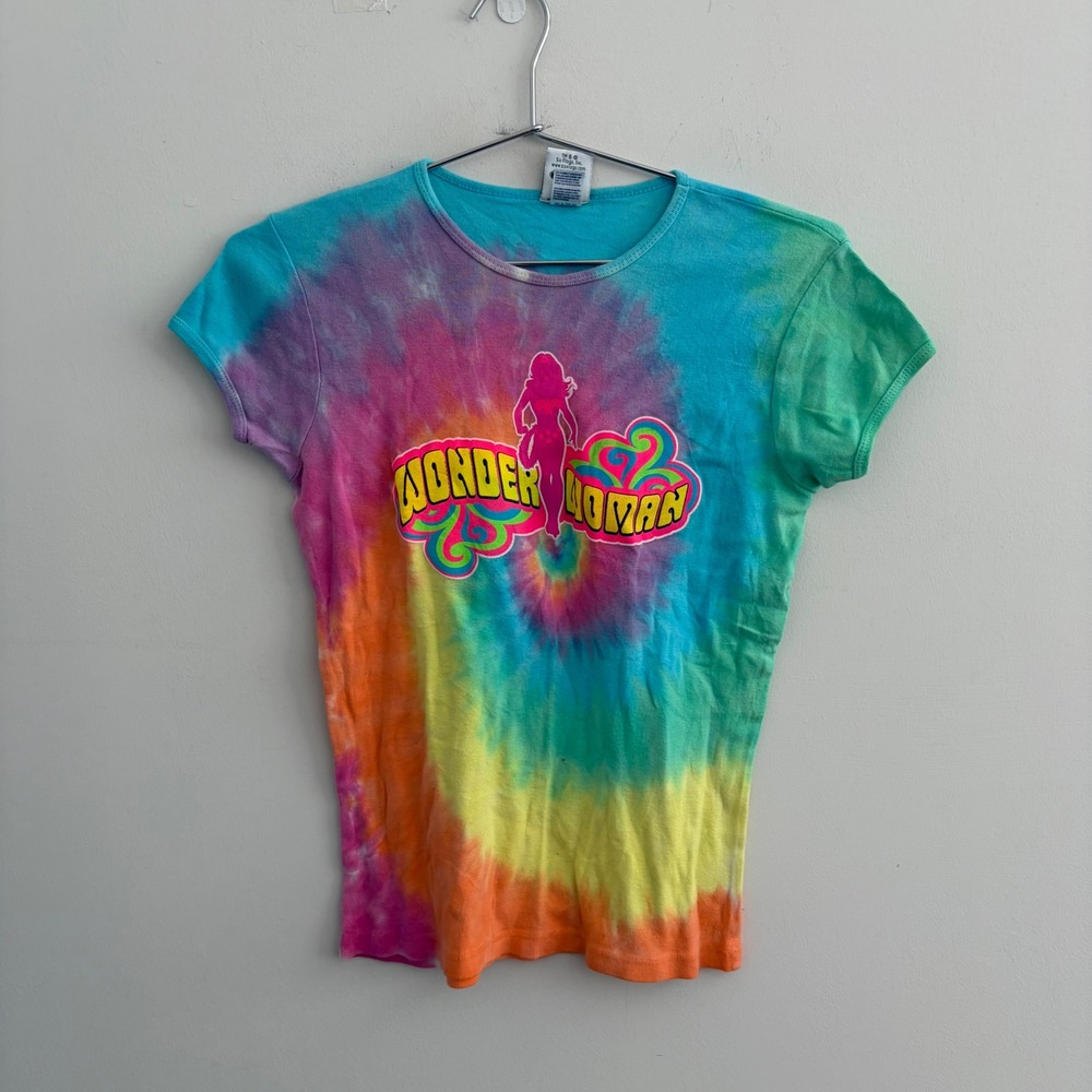 Six Flags Wonder Woman Tie Dye Graphic T-Shirt Medium DC Comics Retro 2004